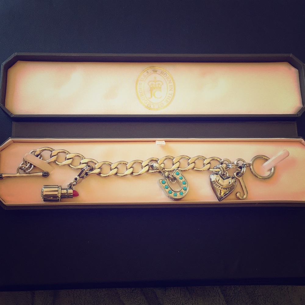 Never Worn Juicy Charm Bracelet w ❤️ 🐎shoe & 💄